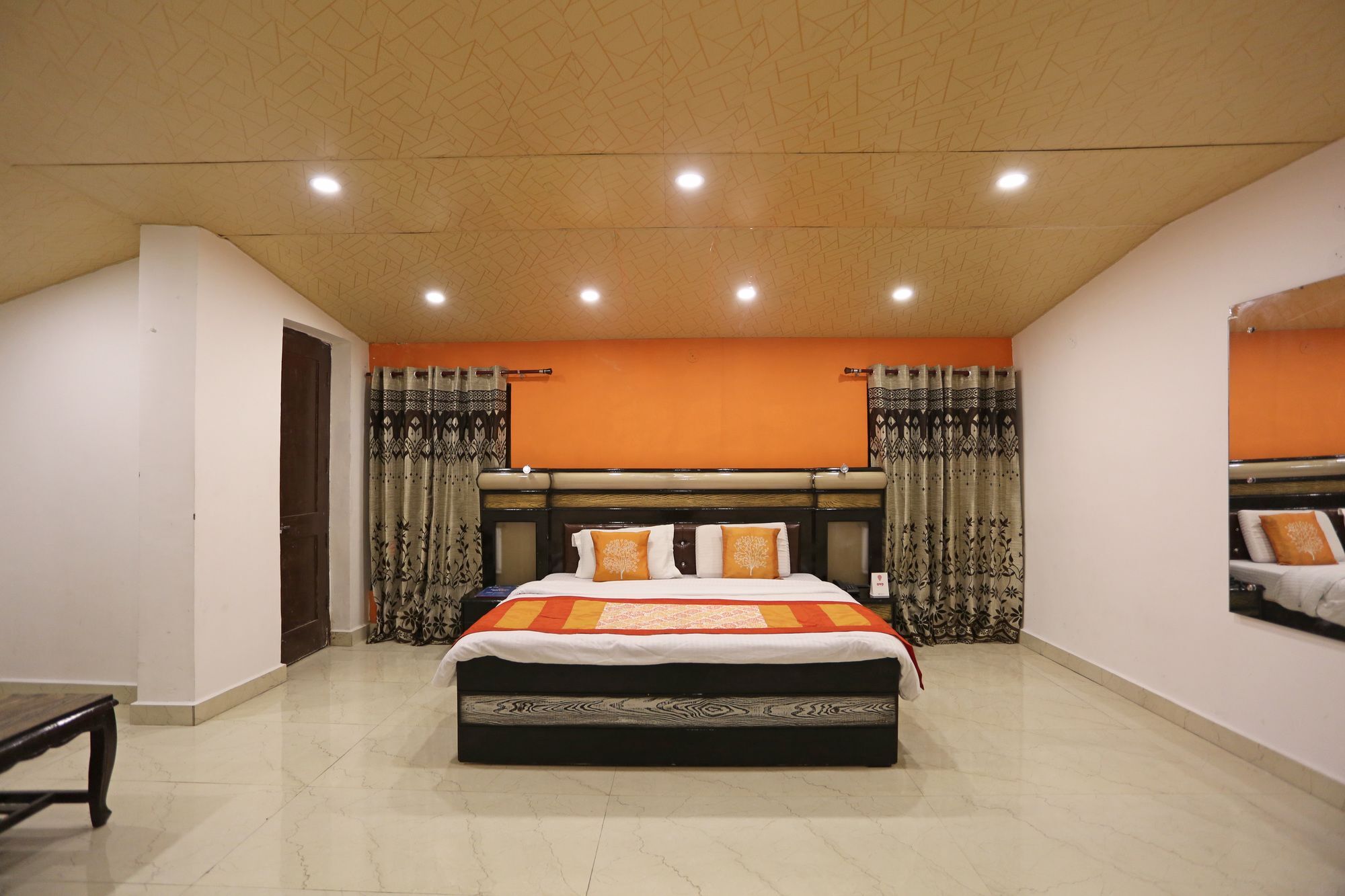 Oyo 6517 Satyam International Hotel Dalhousie Exterior photo
